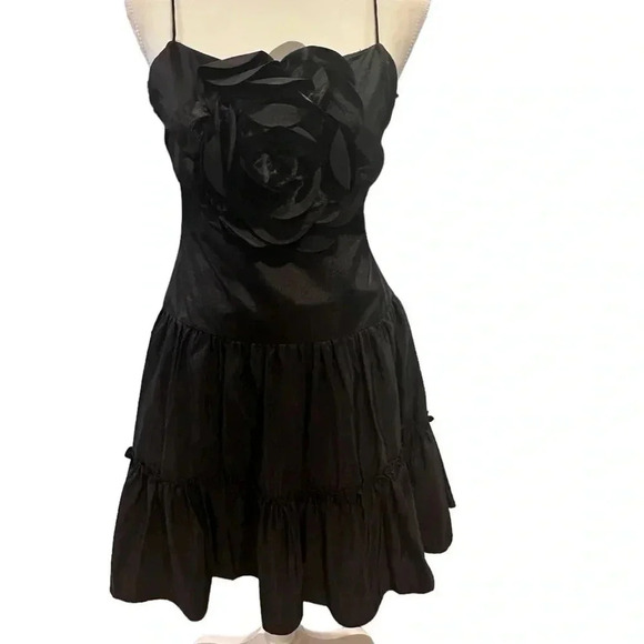 Zac Posen FLORAL APPLIQUE DRESS Black Mini Dress With Flower, Size 2 Brand New - Picture 7 of 12
